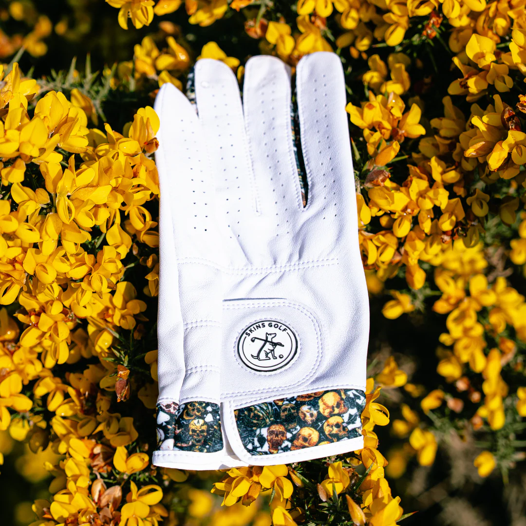 Ace of Skulls Golf Glove - Image 6