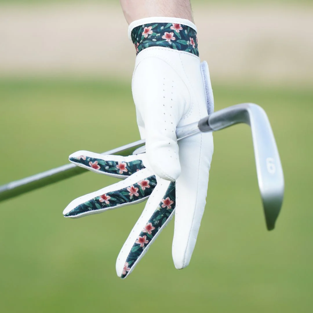 The Azalea Golf Glove - Image 4